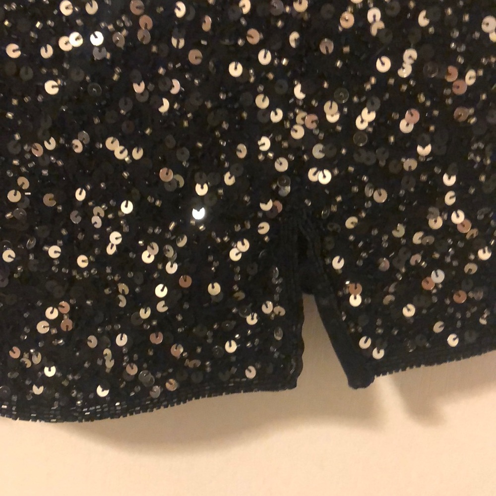 Large Scala Sequin Top,100% Silk, Polyester Lining - image 5